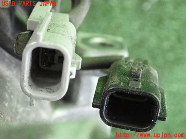 5UPJ-35026025]エクストレイル(T32)エアコンコンプレッサー 中古_m0004.jpg