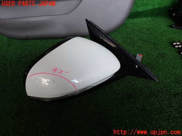 2UPJ-35031210]ジャガー・XE(JA2NA)右ドアミラー 中古_m0001.jpg