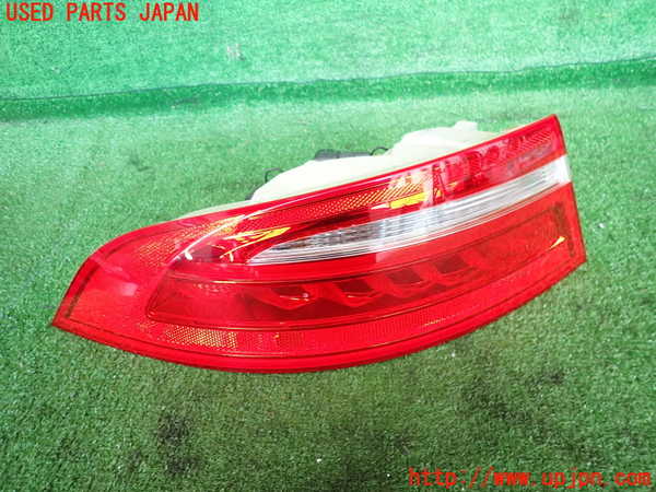 2UPJ-35031536]ジャガー・XE(JA2NA)左テールランプ 中古_m0001.jpg