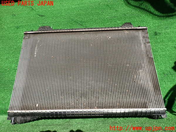2UPJ-35032321]ジャガー・XE(JA2NA)ラジエーター1 中古_m0001.jpg
