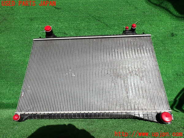 2UPJ-35032321]ジャガー・XE(JA2NA)ラジエーター1 中古_m0004.jpg