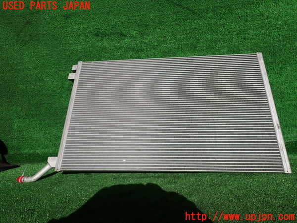 2UPJ-35032322]ジャガー・XE(JA2NA)ラジエーター2 中古_m0003.jpg