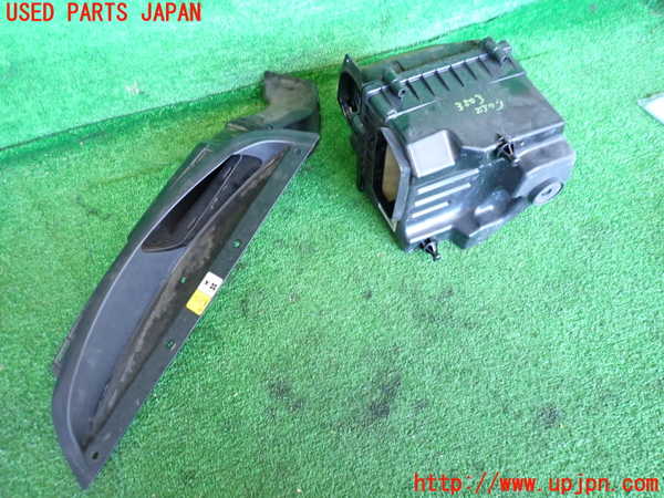 2UPJ-35032560]ジャガー・XE(JA2NA)エアクリーナーボックス 中古_m0001.jpg
