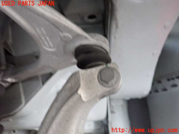 2UPJ-35035136]ジャガー・XE(JA2NA)左フロントアッパーアーム1 中古_m0002.jpg