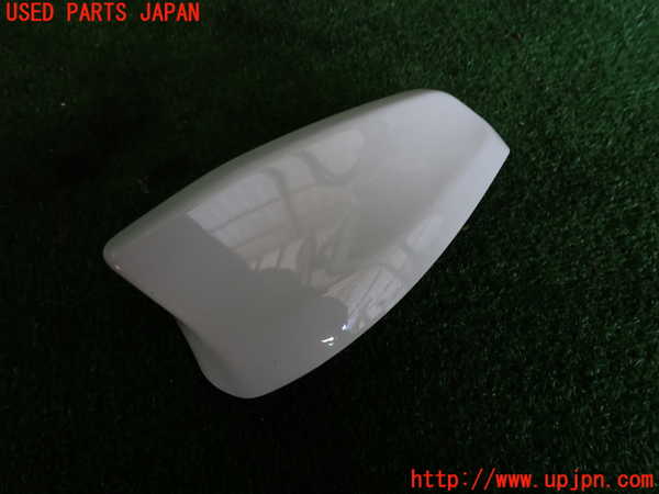 2UPJ-35036550]ジャガー・XE(JA2NA)アンテナ 中古_m0001.jpg