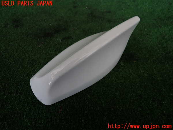 2UPJ-35036550]ジャガー・XE(JA2NA)アンテナ 中古_m0002.jpg