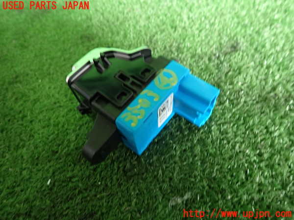 2UPJ-35036309]ジャガー・XE(JA2NA)スイッチ4 (電動パーキングブレーキ) 中古_m0002.jpg