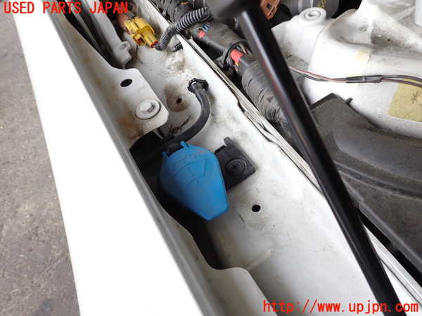 2UPJ-35036791]ジャガー・XE(JA2NA)ウォッシャータンク1 中古_m0001.jpg