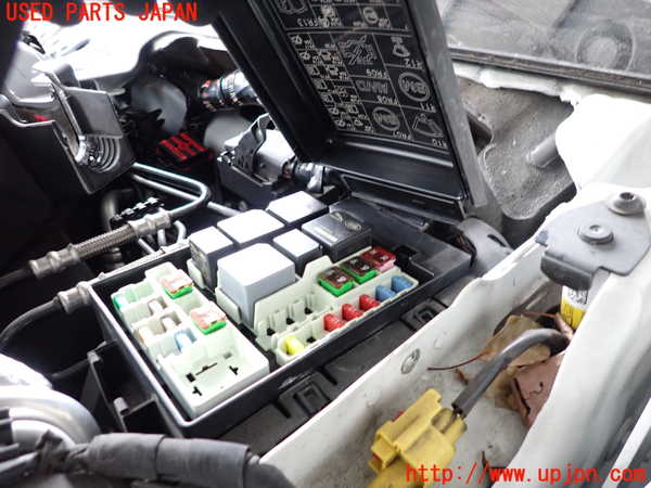 2UPJ-35036742]ジャガー・XE(JA2NA)ヒューズボックス2 中古_m0002.jpg