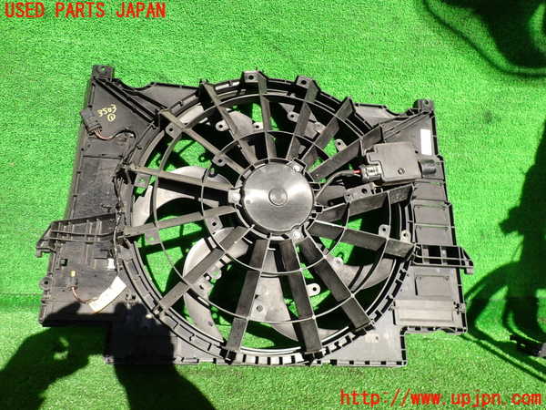 2UPJ-35036836]ジャガー・XE(JA2NA)電動ファン1 中古_m0001.jpg