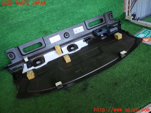 2UPJ-35037761]ジャガー・XE(JA2NA)トノカバー1 中古_m0002.jpg