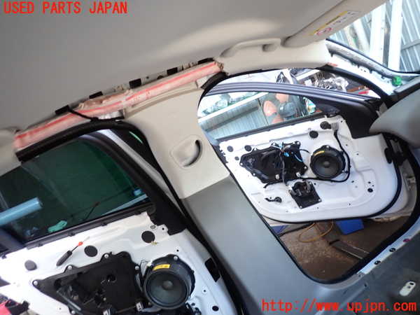 2UPJ-35037670]ジャガー・XE(JA2NA)左センターピラートリム 中古_m0002.jpg