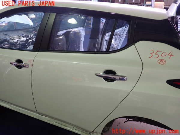 2UPJ-35041320]日産リーフ(ZE1)左後ドア 中古(43R-007953 M2L3)_m0001.jpg