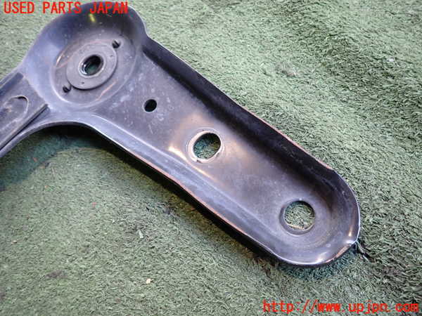 2UPJ-35045296]日産リーフ(ZE1)メンバー1 中古_m0003.jpg