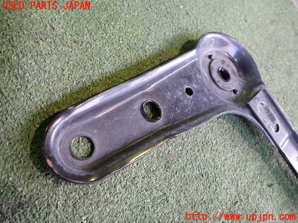 2UPJ-35045296]日産リーフ(ZE1)メンバー1 中古_m0004.jpg