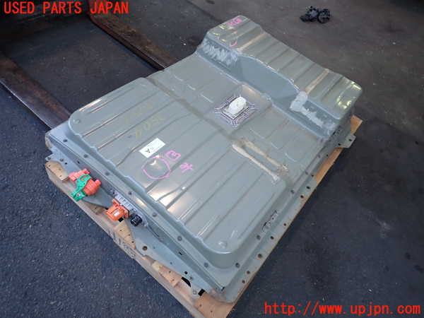 2UPJ-35046911]日産リーフ(ZE1)ハイブリッドバッテリー1 (ジャンク品) 中古_m0002.jpg