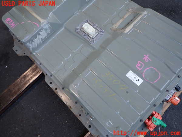 2UPJ-35046911]日産リーフ(ZE1)ハイブリッドバッテリー1 (ジャンク品) 中古_m0003.jpg