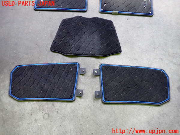 2UPJ-35047800]日産リーフ(ZE1)フロアマット 中古_m0003.jpg