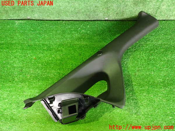 2UPJ-35047655]日産リーフ(ZE1)右フロントピラートリム 中古_m0001.jpg