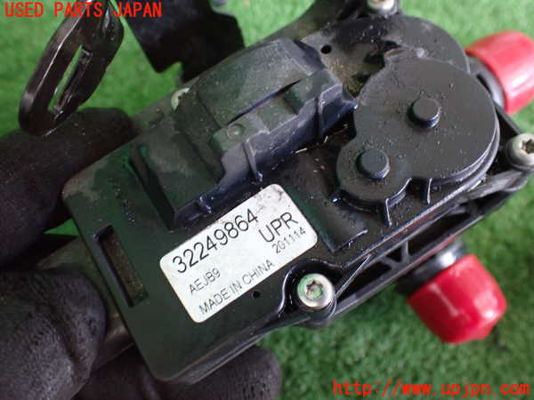 2UPJ-35052110]ボルボ・XC40(XB420TXCM)ウォーターポンプ 中古_m0003.jpg