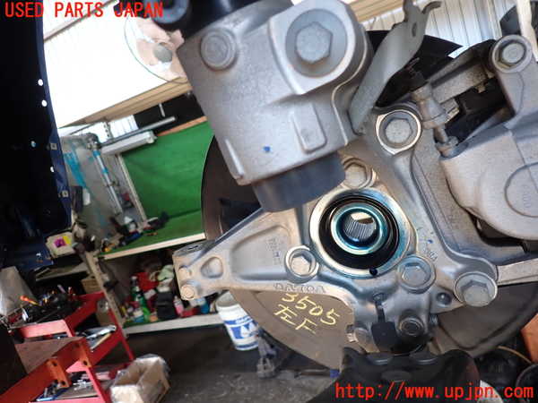 2UPJ-35054295]ボルボ・XC40(XB420TXCM)左フロントナックルハブ 中古_m0001.jpg