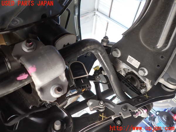 2UPJ-35055445]ボルボ・XC40(XB420TXCM)リアスタビライザー 中古_m0003.jpg
