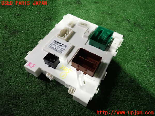 2UPJ-35056148]ボルボ・XC40(XB420TXCM)コンピューター3 中古_m0001.jpg