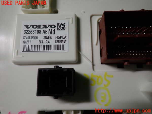 2UPJ-35056148]ボルボ・XC40(XB420TXCM)コンピューター3 中古_m0003.jpg