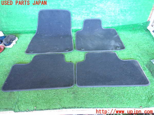 2UPJ-35057800]ボルボ・XC40(XB420TXCM)フロアマット 中古_m0001.jpg
