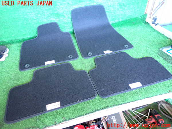 2UPJ-35057800]ボルボ・XC40(XB420TXCM)フロアマット 中古_m0004.jpg