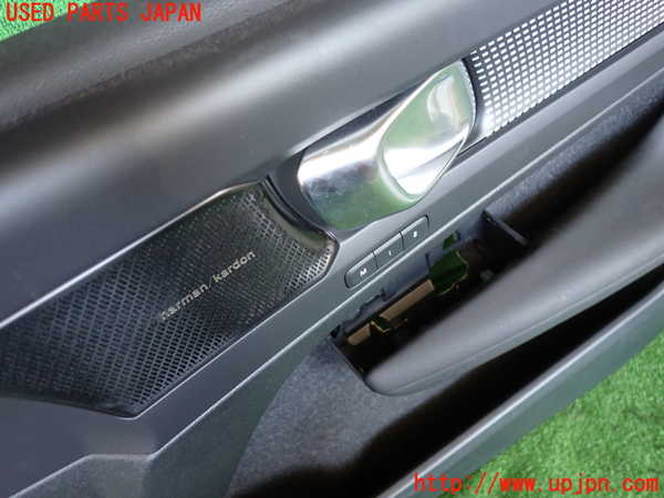 2UPJ-35051234]ボルボ・XC40(XB420TXCM)右前ドア内張り 中古_m0002.jpg