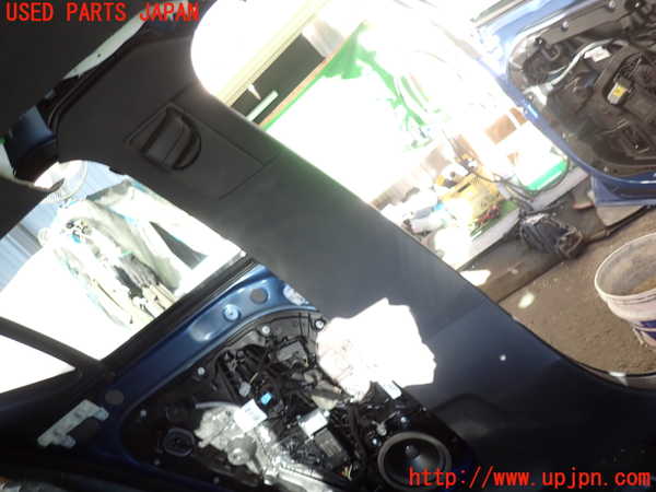 2UPJ-35057670]ボルボ・XC40(XB420TXCM)左センターピラートリム 中古_m0001.jpg