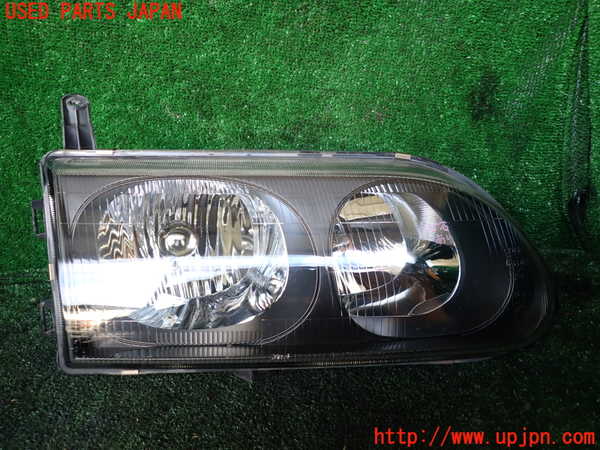 1UPJ-35061130]デリカ スペースギア(PD6W)右ヘッドライト ハロゲン 中古_m0001.jpg