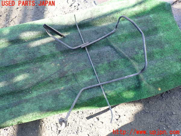 1UPJ-35061700]デリカ スペースギア(PD6W)スペアタイヤキャリア 中古_m0001.jpg