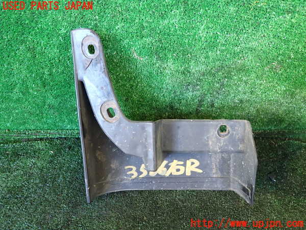 1UPJ-35061454]デリカ スペースギア(PD6W)右リアマッドガード(泥除け) 中古_m0001.jpg