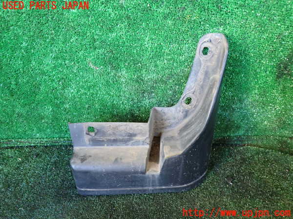 1UPJ-35061454]デリカ スペースギア(PD6W)右リアマッドガード(泥除け) 中古_m0002.jpg