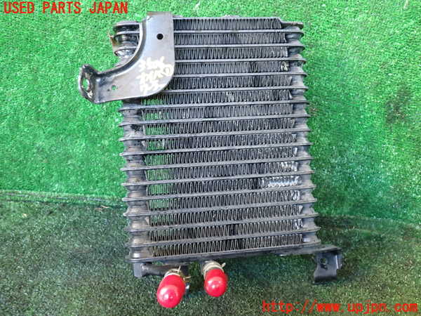 5UPJ-35062481]デリカ スペースギア(PD6W)オイルクーラー1 中古_m0001.jpg