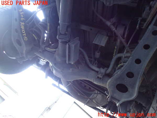 1UPJ-35064400]デリカ スペースギア(PD6W)リアデフホーシング 中古_m0002.jpg