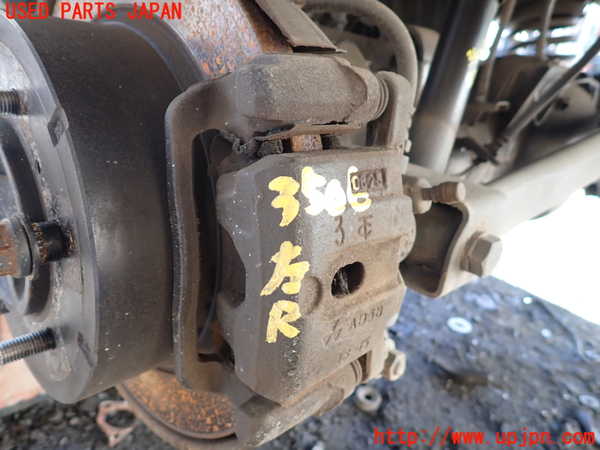 1UPJ-35064095]デリカ スペースギア(PD6W)左リアキャリパー 中古_m0001.jpg