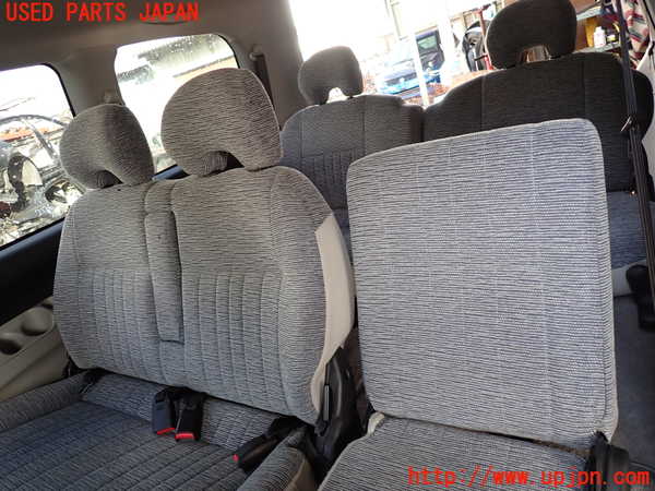 1UPJ-35067125]デリカ スペースギア(PD6W)2列目シート 中古_m0002.jpg