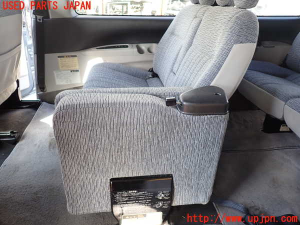 1UPJ-35067125]デリカ スペースギア(PD6W)2列目シート 中古_m0005.jpg