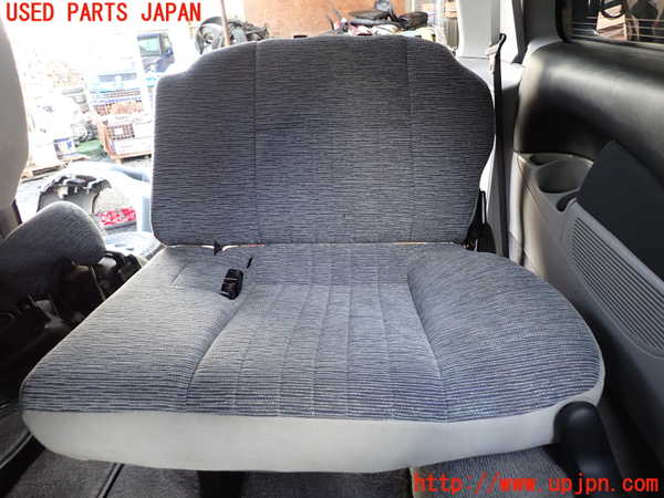1UPJ-35067265]デリカ スペースギア(PD6W)左3列目シート 中古_m0001.jpg