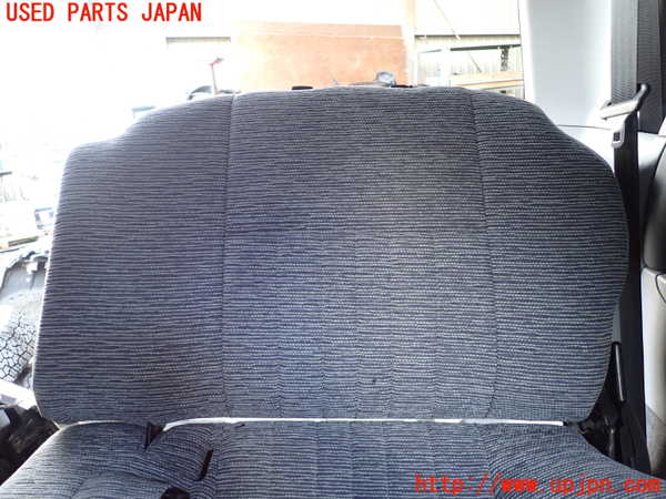 1UPJ-35067265]デリカ スペースギア(PD6W)左3列目シート 中古_m0002.jpg