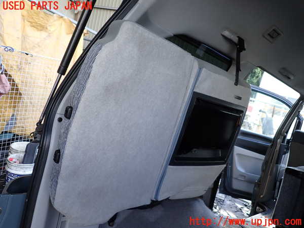 1UPJ-35067265]デリカ スペースギア(PD6W)左3列目シート 中古_m0005.jpg