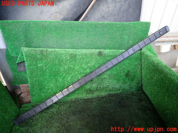 1UPJ-35067771]デリカ スペースギア(PD6W)ラゲッジトレイ1 中古_m0002.jpg