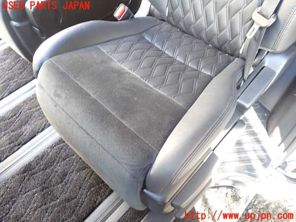 1UPJ-35077175]ヴェルファイアハイブリッド(AYH30W)左2列目シート 中古_m0003.jpg