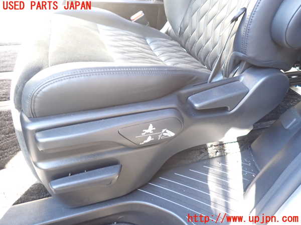 1UPJ-35077175]ヴェルファイアハイブリッド(AYH30W)左2列目シート 中古_m0004.jpg