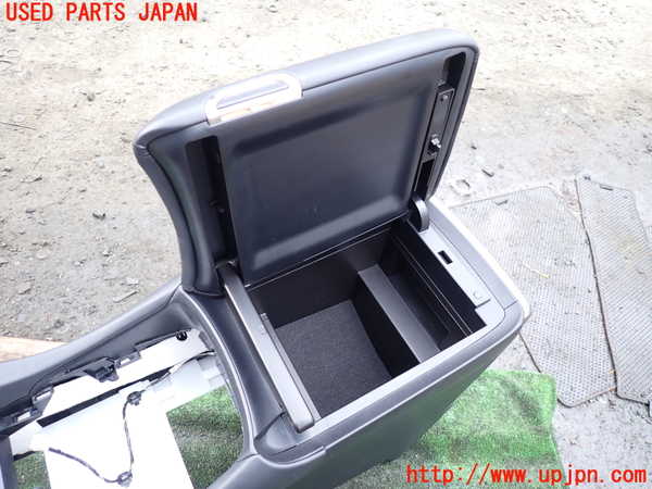 1UPJ-35077540]ヴェルファイアハイブリッド(AYH30W)センターコンソール 中古_m0002.jpg
