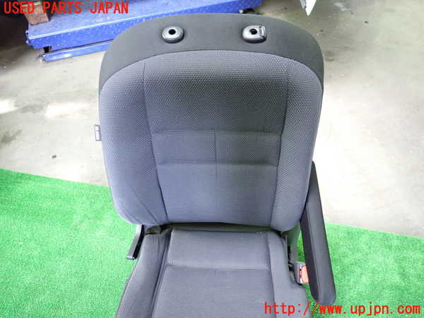 1UPJ-35087035]セレナ(GC27)運転席シート 中古_m0002.jpg
