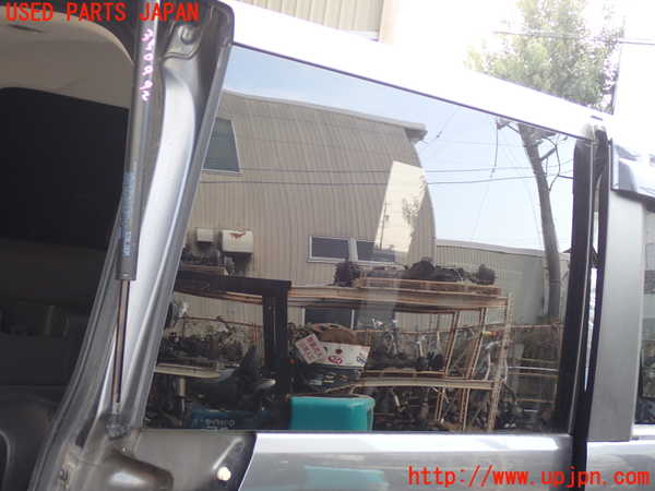 1UPJ-35091380]ステップワゴン(RK1)右クォーターガラス 中古 AGC M2L3 43R-007953_m0001.jpg